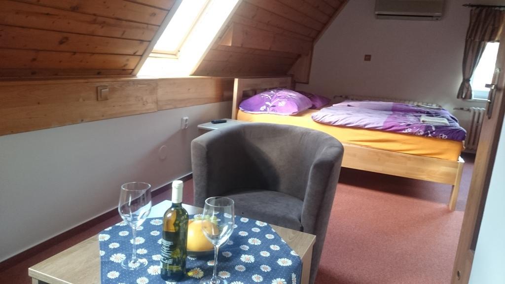 Penzion Relax Prievidza Eksteriør bilde