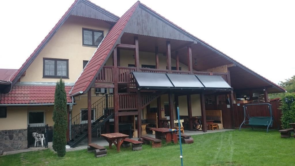 Penzion Relax Prievidza Eksteriør bilde